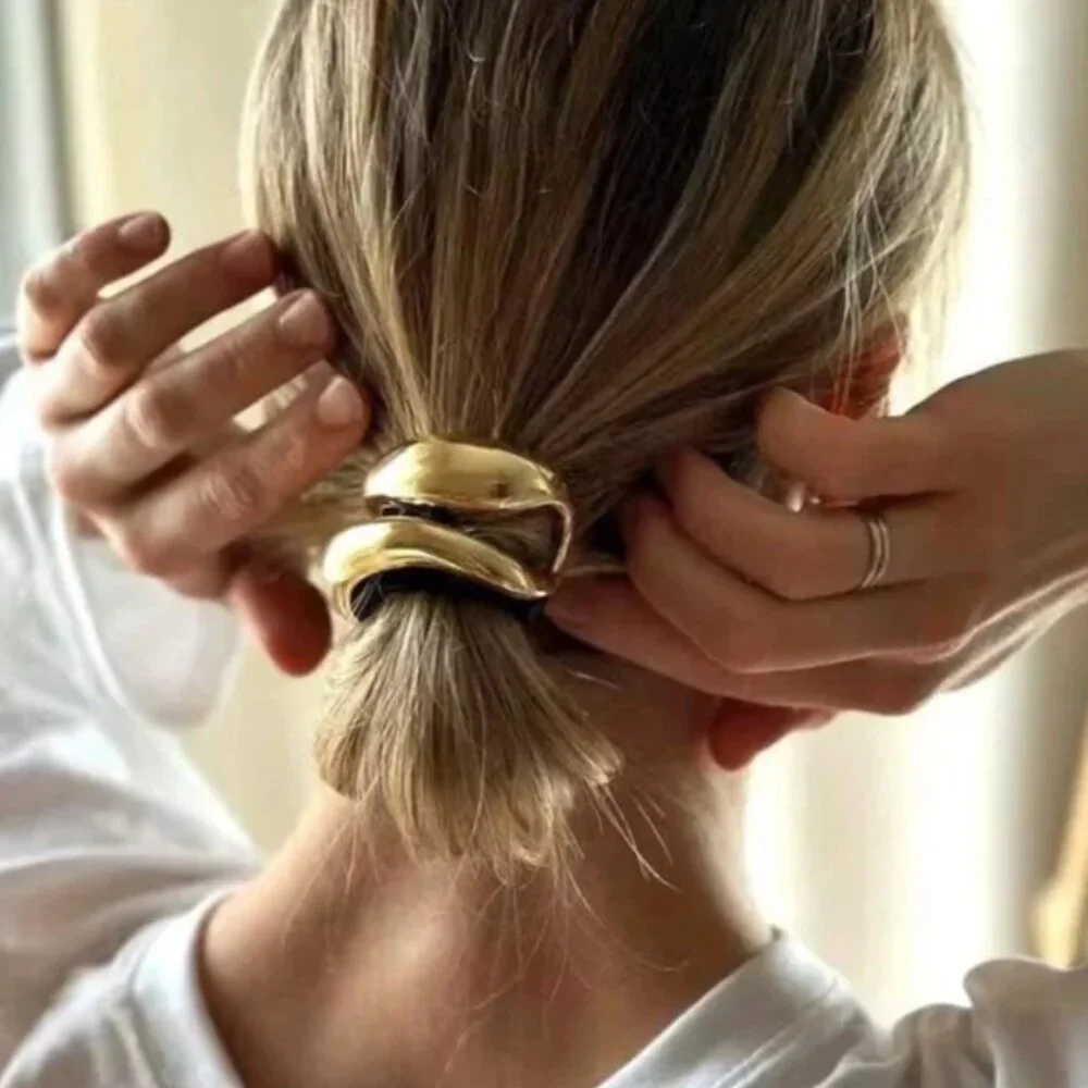 NWOT Gold Hair Tie Accessory